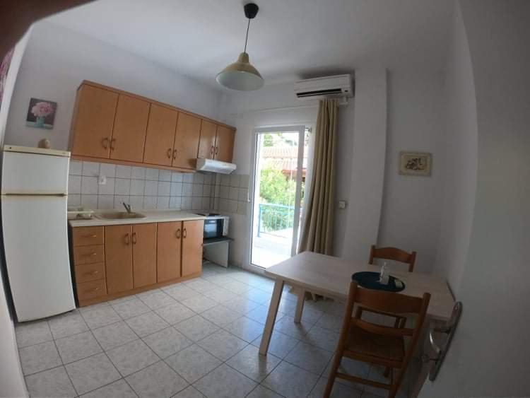 Magdalinos Apartments Неа Скиони Екстериор снимка